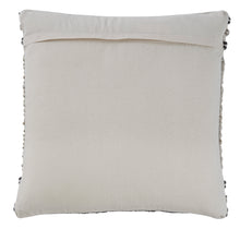 Load image into Gallery viewer, Ricker Accent Pillow
